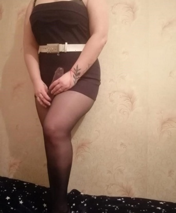 Живу в Москве, городе, где течет романтика и страсть. 👠 В моем арсенале есть различные возможности для нашего удовольствия – от романтических эротических массажей до воплощения самых сокровенных фантазий. 😉 К тому же, я обладаю отменными коммуникативными способностями и всегда готова выслушать и понять тебя. 💬 Обо мне говорят самые лестные отзывы – мои клиенты возвращаются ко мне снова и снова, чтобы повторить незабываемый опыт. 🔥 Желаешь узнать больше или увидеть мои прекрасные фотографии? Просто свяжись со мной! 😘 Вера